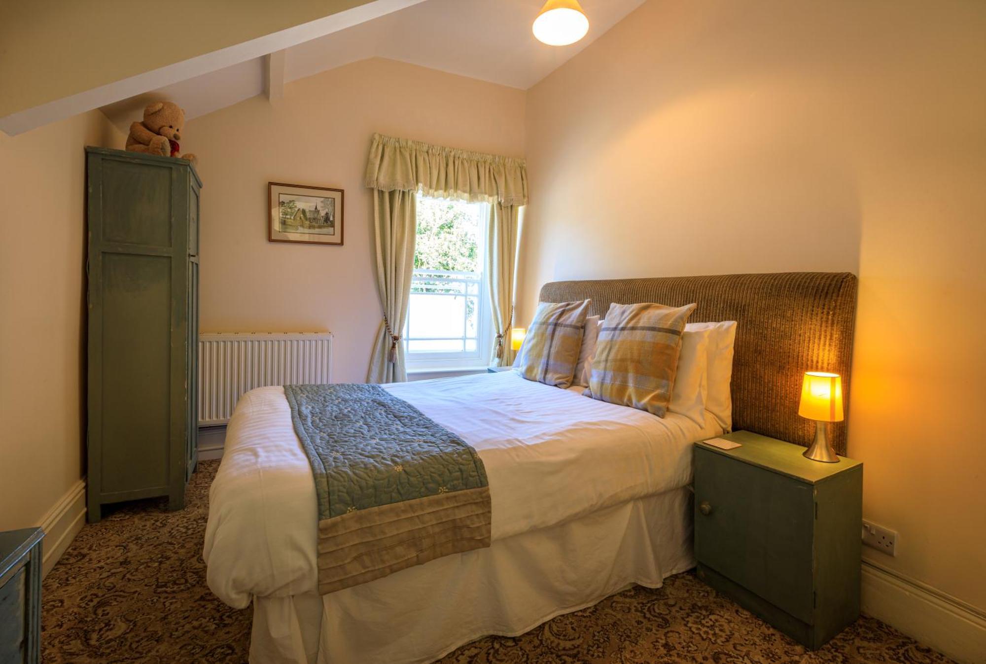 Hotel Picton-House à Llandowror Extérieur photo